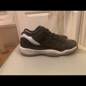 Jordan 11 Retro Low